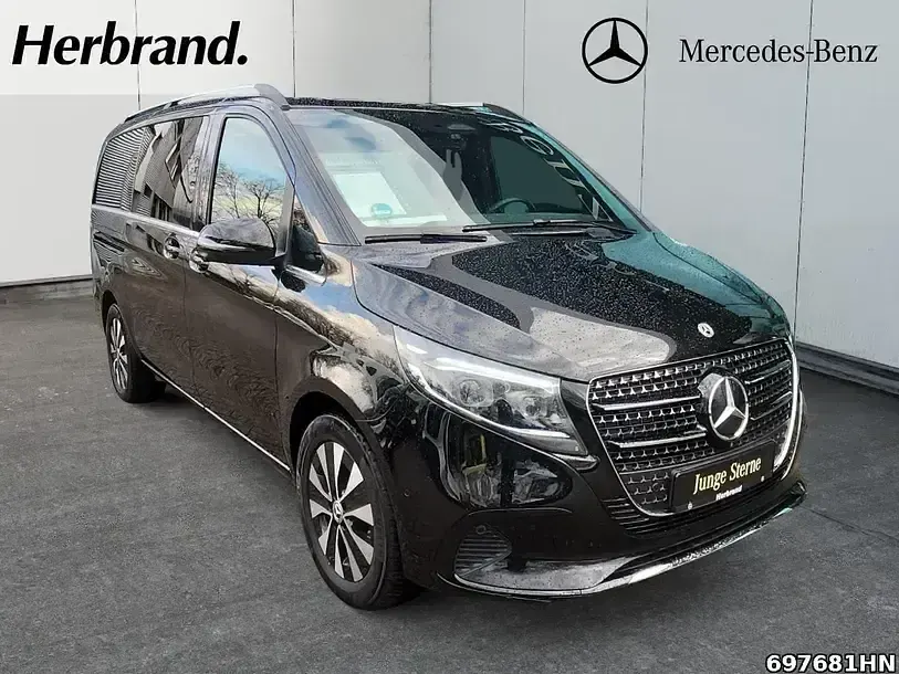 Gebraucht Mercedes V300 Avantgarde 237 PS (174 kW) 2025 Schwarz Van / Kleinbus