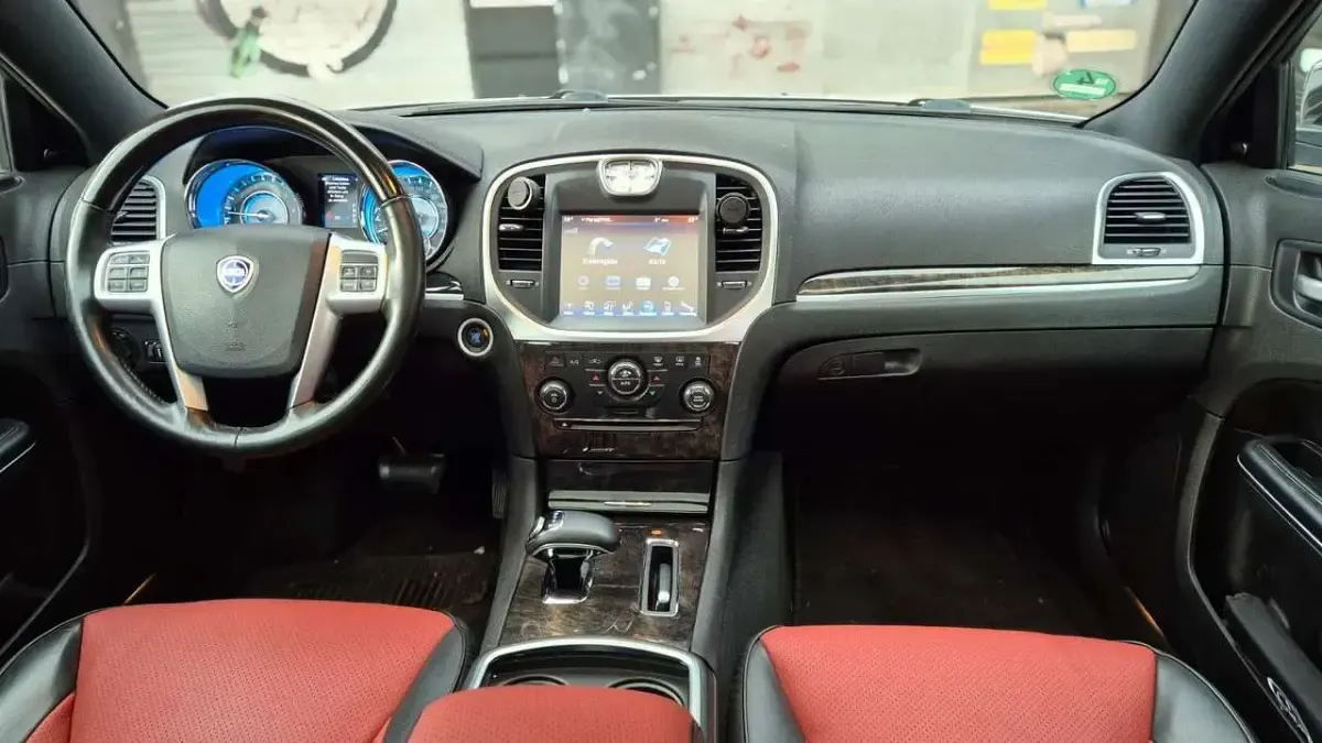 Gebraucht Lancia Thema 286 PS (210 kW) 2013 Silber Limousine