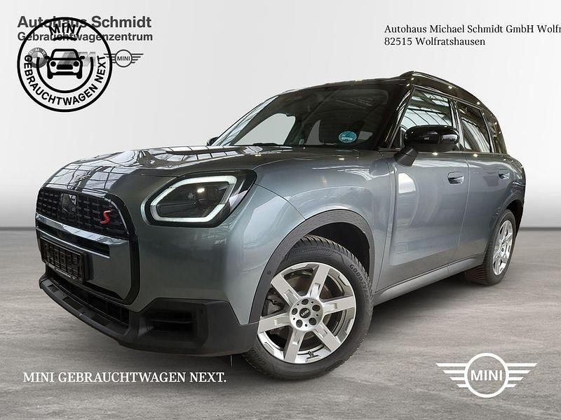 Grün Gebraucht 2024 Mini Countryman Classic SUV | 34.860 € (Superpreis) - Bild 1/4
