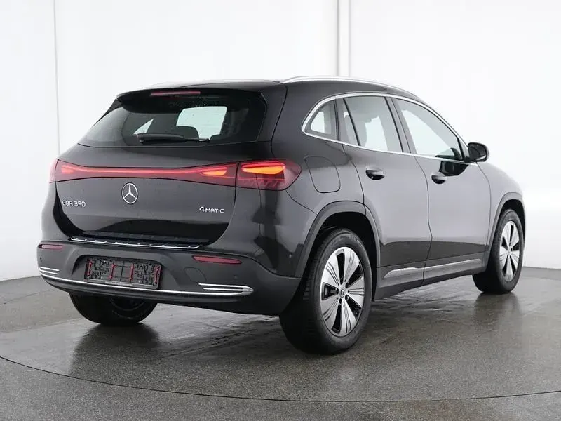 Gebraucht Mercedes EQA350 Advanced 215 kW (293 PS) 2025 Kosmosschwarz SUV
