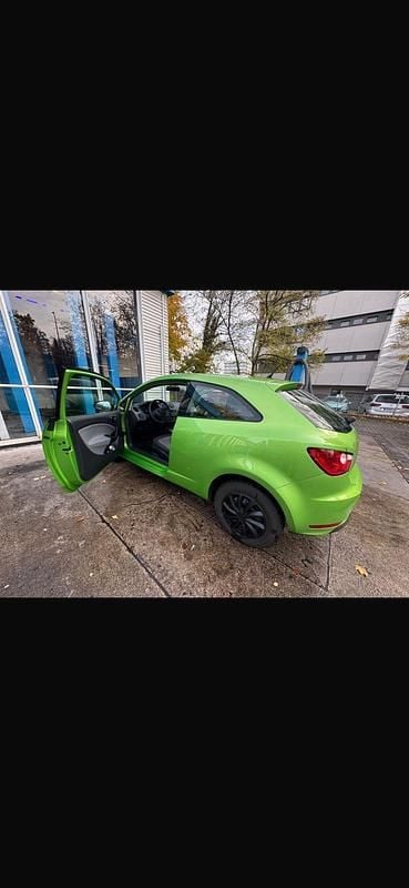 Gebraucht Seat Ibiza 90 PS (66 kW) 2015 Grün Coupé