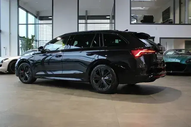 Gebraucht Skoda Octavia RS 265 PS (194 kW) 2025 Schwarz Kombi