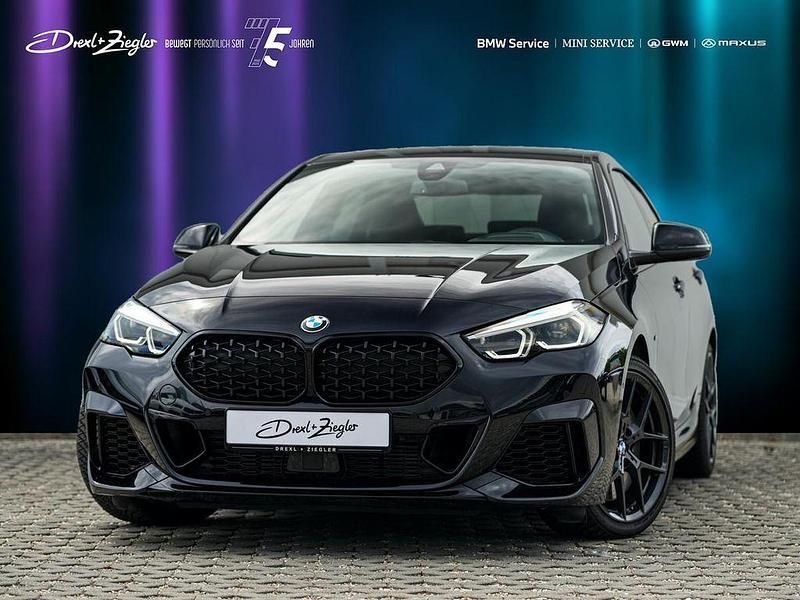 Saphirschwarzmetallic Gebraucht 2024 BMW M235 M Performance Coupé | 43.990 € (Etwas zu teuer) - Bild 1/4