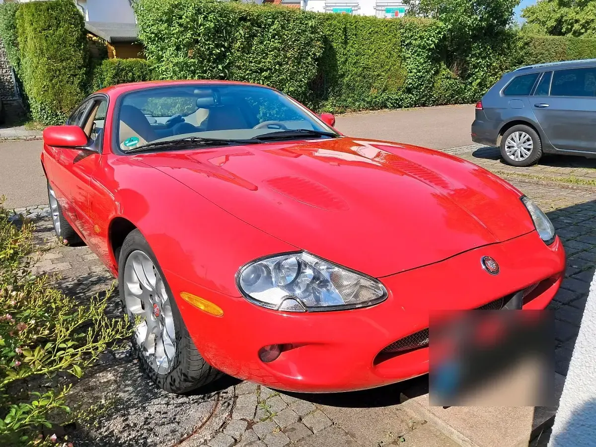Gebraucht Jaguar XKR 362 PS (266 kW) 1998 Rot Coupé