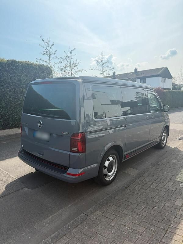 Gebraucht VW California Beach 204 PS (150 kW) 2021 Grau Van