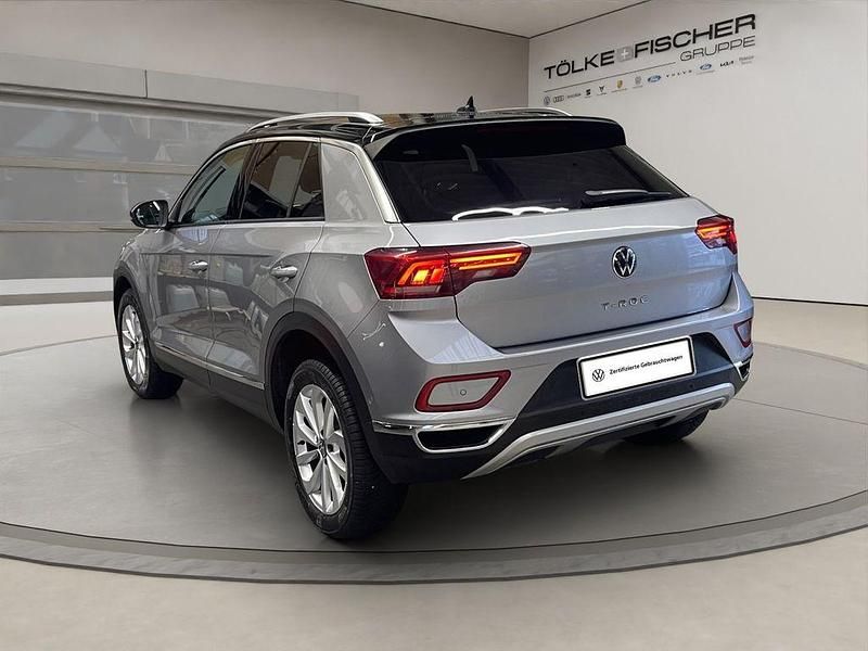 Gebraucht VW T-Roc Style 110 PS (80 kW) 2022 Pyrit silber (metallic) SUV