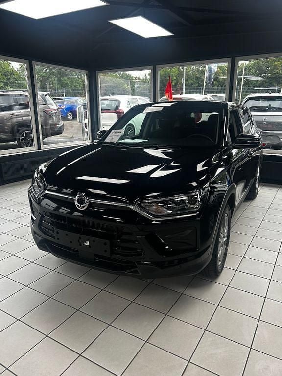 Schwarz Neu 2025 Ssangyong Korando SUV | 25.990 € - Bild 1/4