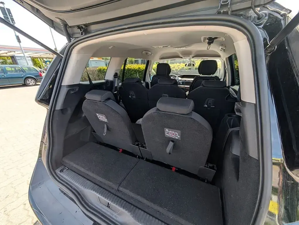 Gebraucht Citroën C4 SpaceTourer Shine 131 PS (96 kW) 2021 Schwarz Van / Kleinbus
