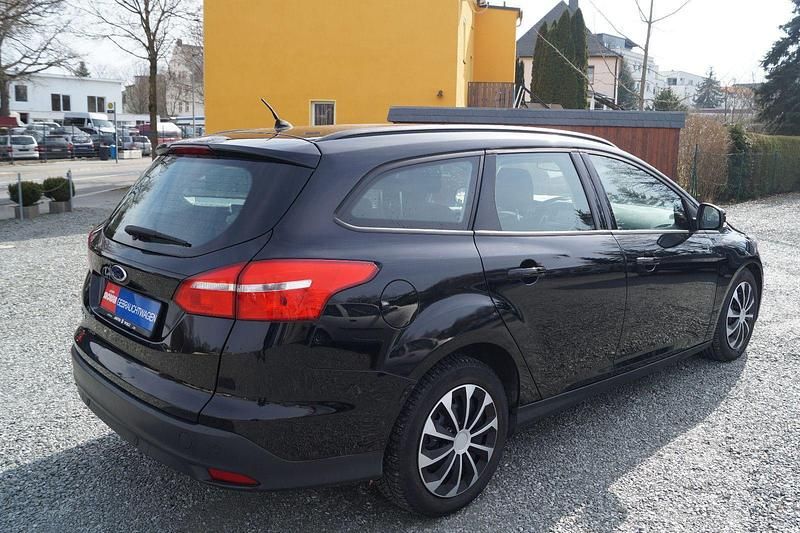 Gebraucht Ford Focus Business Edition 120 PS (88 kW) 2017 Schwarz Kombi