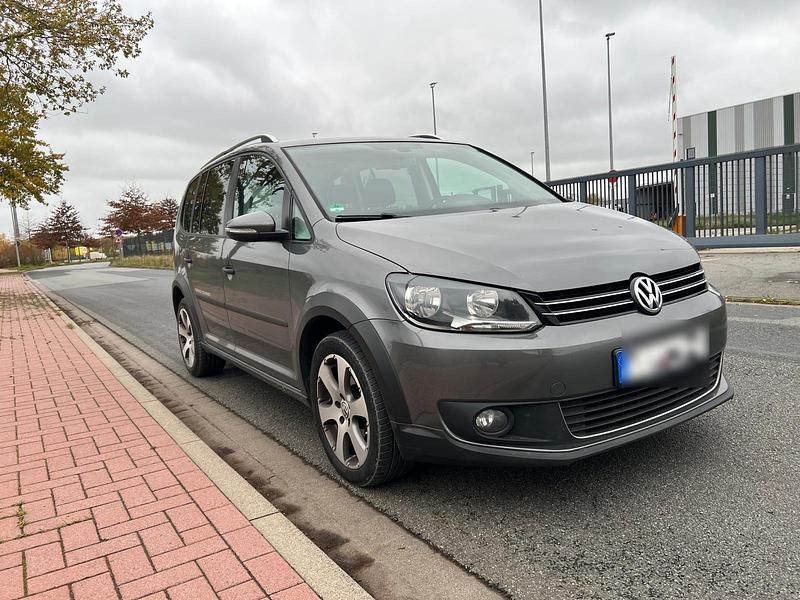 Gebraucht VW Touran Cross 140 PS (102 kW) 2011 Grau Van / Kleinbus