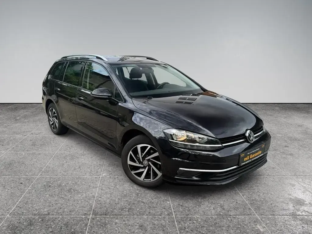 Gebraucht VW Golf VII Join 116 PS (85 kW) 2019 Deep black Kombi