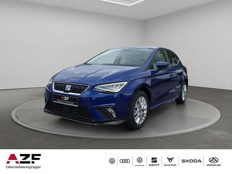 Blau Gebraucht 2017 Seat Ibiza Style Kleinwagen | 12.480 € (Fairer Preis) - Bild 1/4