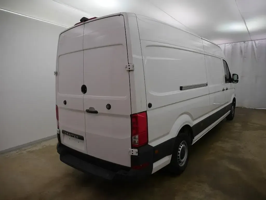 Gebraucht VW Crafter 140 PS (102 kW) 2025 Weißkeine angabe Van