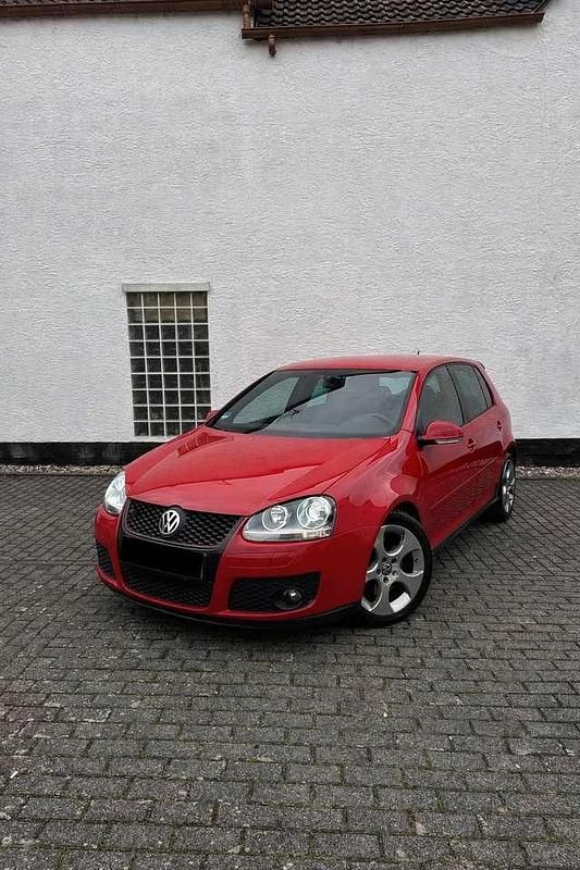 Rot Gebraucht 2005 VW Golf IV GTI Kleinwagen | 5.999 € (Fairer Preis) - Bild 1/4