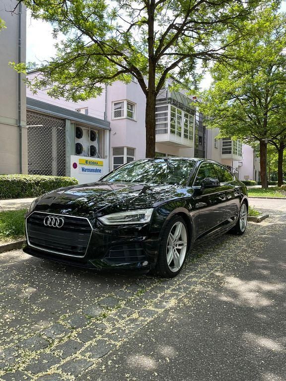 Schwarz Gebraucht 2019 Audi A5 Sportback Kleinwagen | 17.500 € (Fairer Preis) - Bild 1/4
