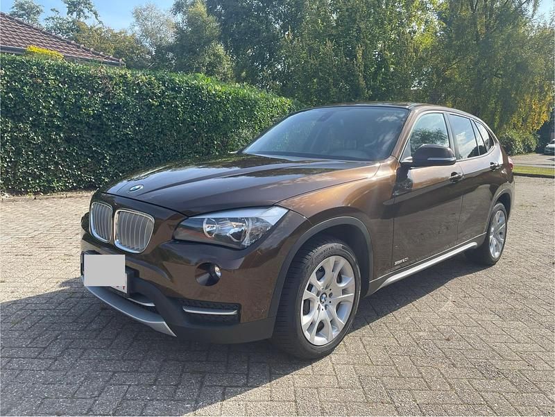 Braun Gebraucht 2013 BMW X1 SUV | 9.990 € (Guter Preis) - Bild 1/4