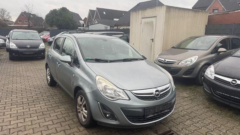 Gebraucht Opel Corsa Active 95 PS (69 kW) 2013 Silber Limousine