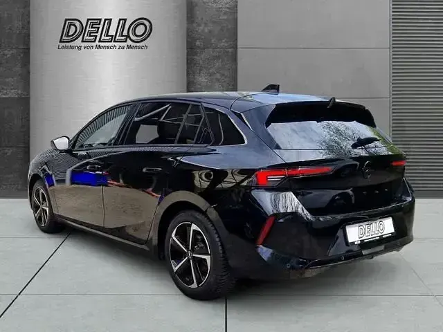 Gebraucht Opel Astra 131 PS (96 kW) 2024 Schwarz Kleinwagen