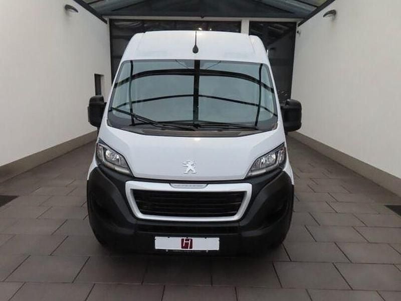 Gebraucht Peugeot Boxer 140 PS (102 kW) 2022 Weiss Van