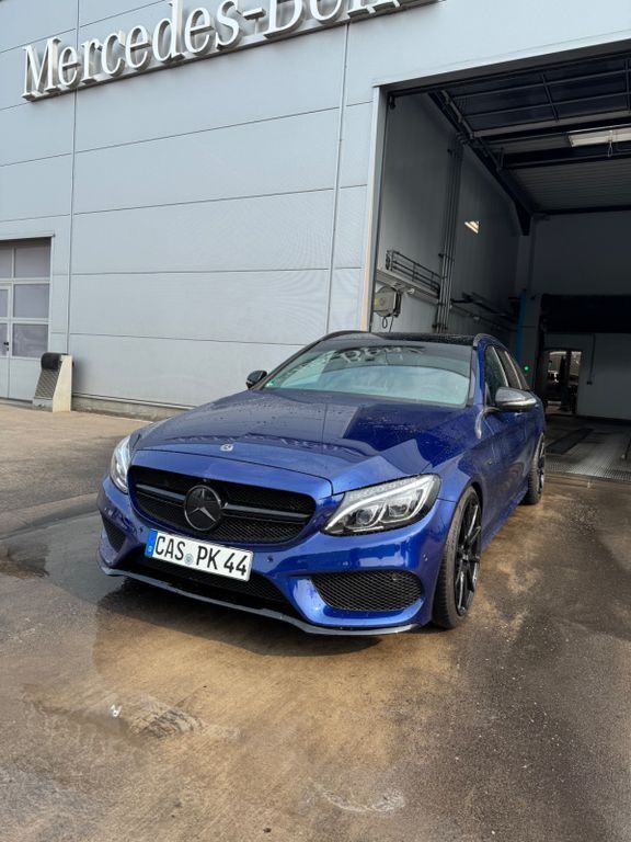 Blau Gebraucht 2017 Mercedes C43 AMG AMG Kombi | 33.000 € (Teuer) - Bild 1/4