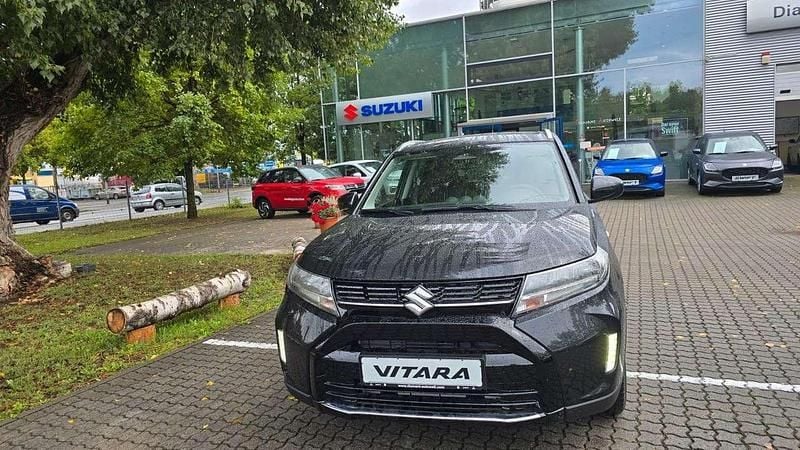 Neu Suzuki Vitara Comfort 116 PS (85 kW) 2025 Schwarz SUV
