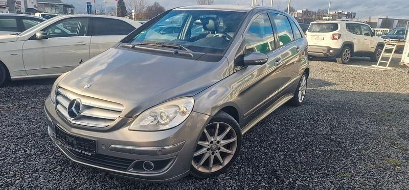 Gebraucht Mercedes B200 140 PS (102 kW) 2007 Grau Van / Kleinbus