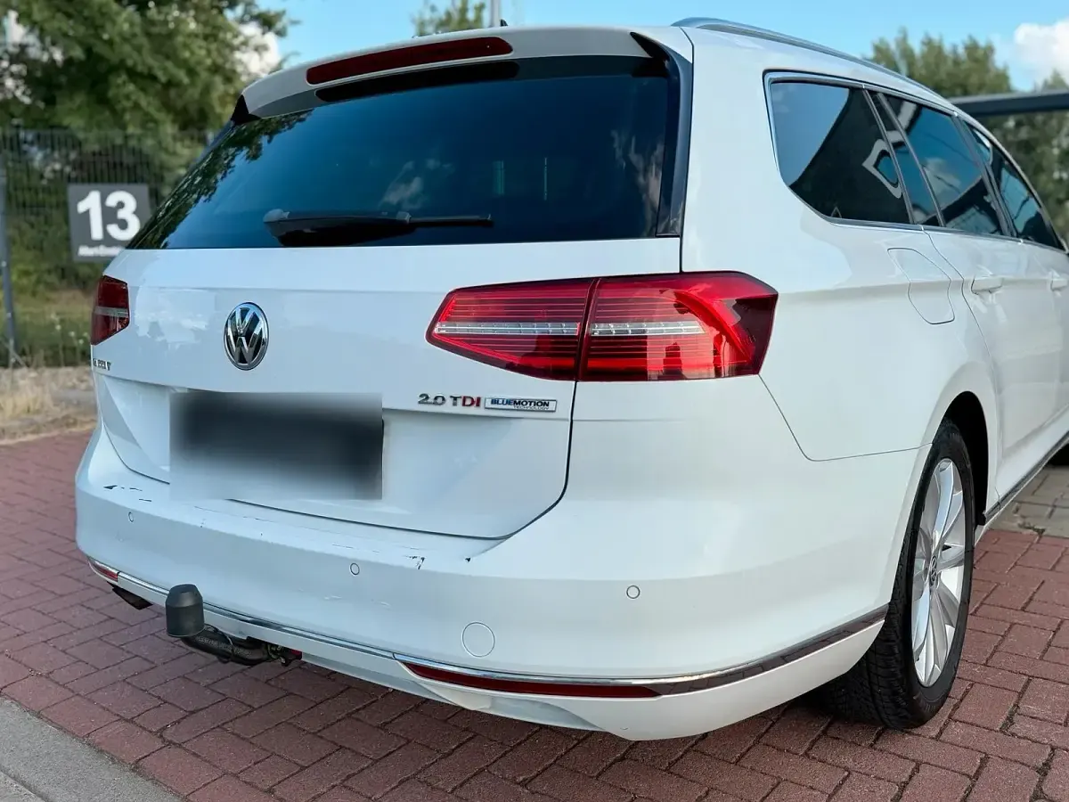 Gebraucht VW Passat 190 PS (139 kW) 2015 Weiß Kombi