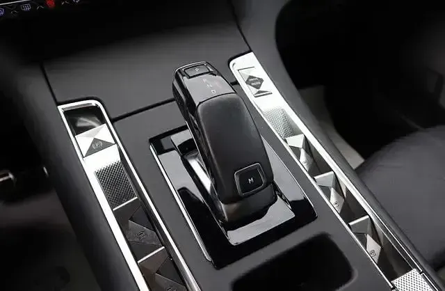Gebraucht DS Automobiles DS7 Crossback Rivoli Plus 181 PS (133 kW) 2022 Andere SUV