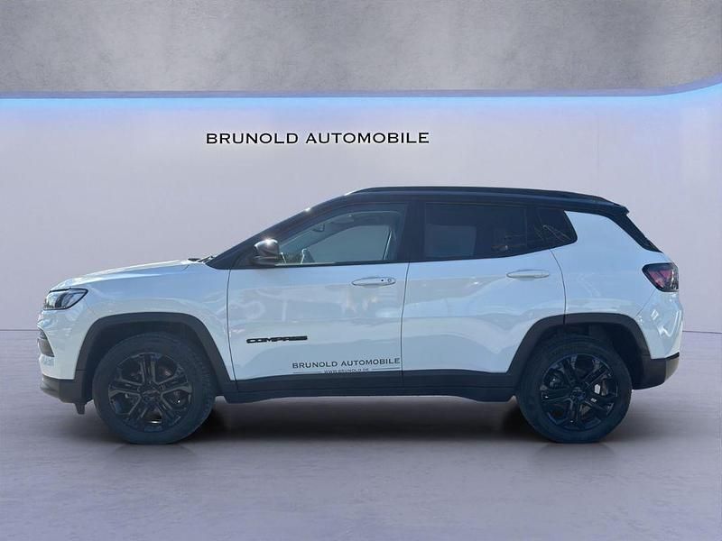 Second-hand Jeep Compass Night Eagle 131 CP (96 kW) 2023 Alb SUV