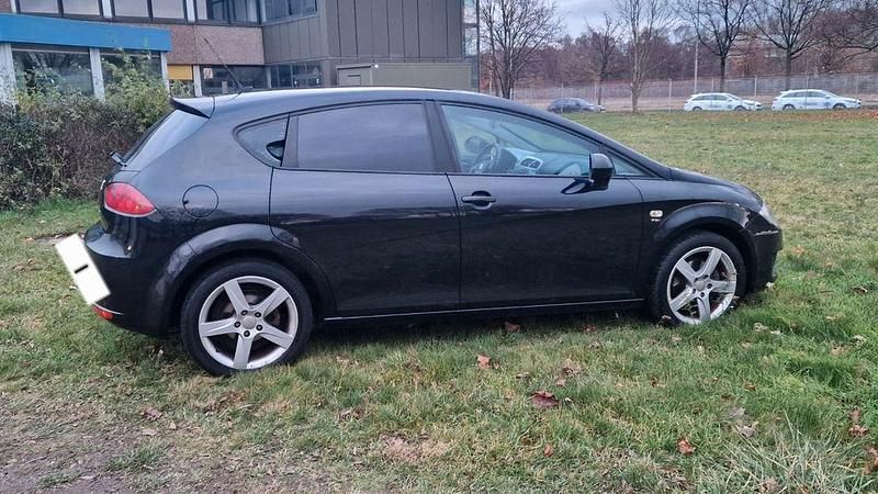Gebraucht Seat Leon Ecomotive 122 PS (89 kW) 2012 Schwarz Limousine