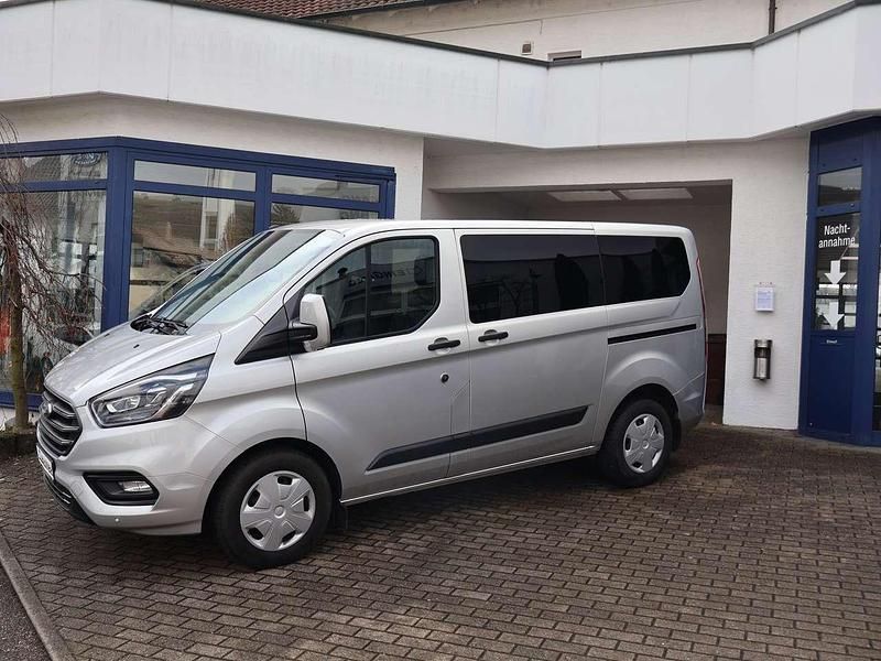 Gebraucht Ford Transit Custom Trend+ 170 PS (125 kW) 2019 Silber Kombi