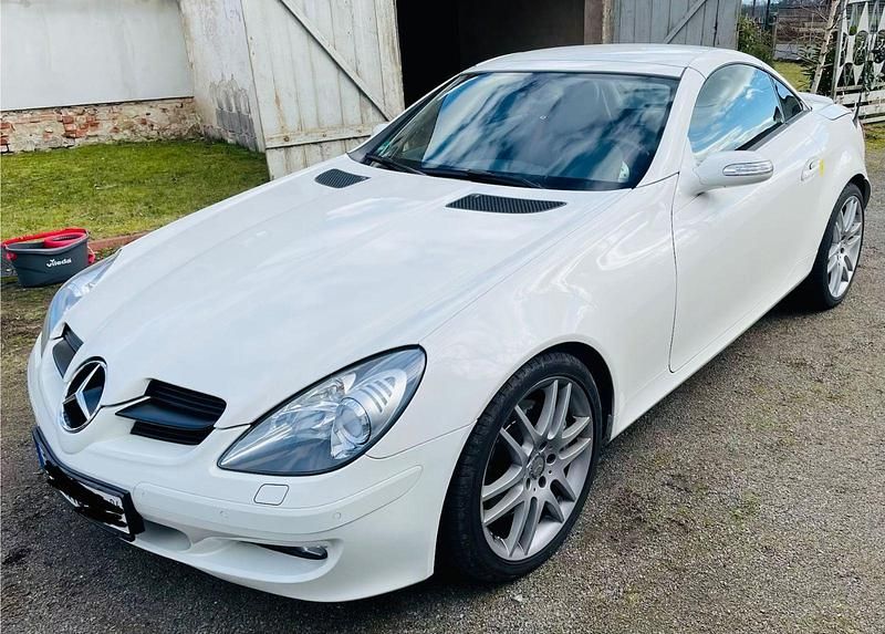 Gebraucht Mercedes SLK200 163 PS (119 kW) 2007 Weiß Cabrio