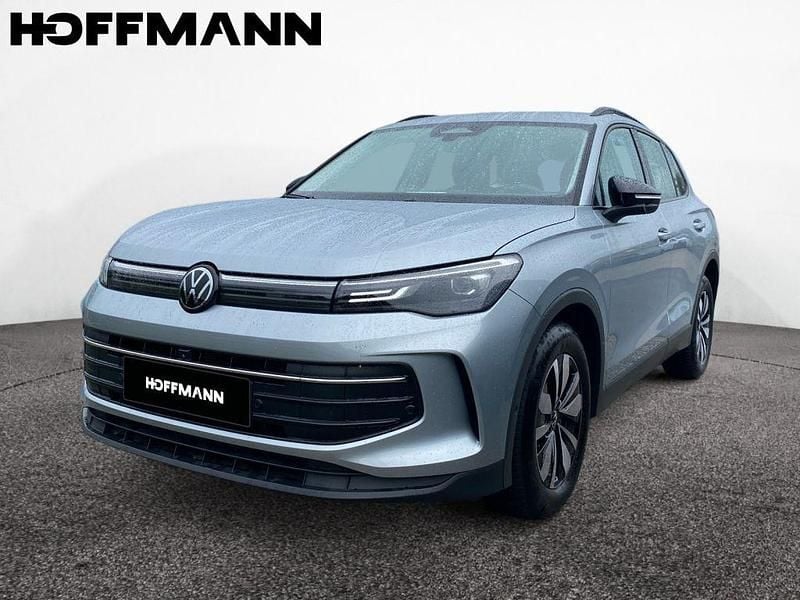 Oyster silver metallic Gebraucht 2025 VW Tiguan Life SUV | 35.990 € (Fairer Preis) - Bild 1/4