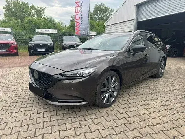 Gebraucht Mazda 6 Signature 194 PS (142 kW) 2018 Obsidiangrau metallic Kombi
