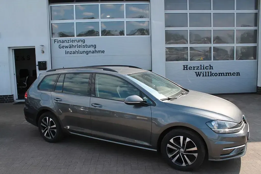 Gebraucht VW Golf VII United 116 PS (85 kW) 2020 Indiumgrau Kombi