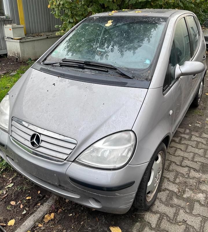 Silber Gebraucht 1998 Mercedes A160 Van / Kleinbus | 1.400 € (Guter Preis) - Bild 1/4