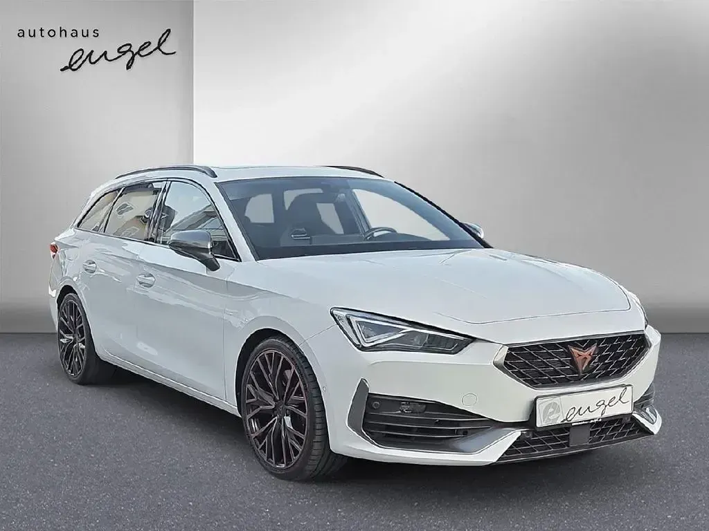 Gebraucht Cupra Leon VZ 310 PS (228 kW) 2024 "nevada" weiss Kombi