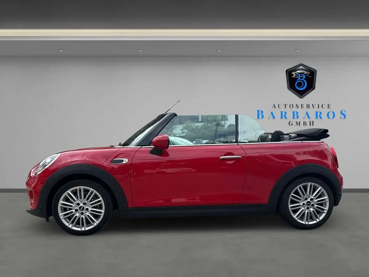 Gebraucht Mini Cooper Cabriolet 136 PS (100 kW) 2018 Chili (solar) red Cabrio