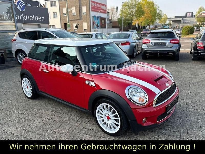 Gebraucht Mini Cooper 174 PS (127 kW) 2009 Rot Kleinwagen
