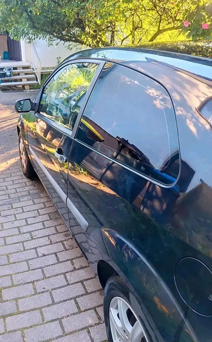 Gebraucht Ford Fiesta 70 PS (51 kW) 2006 Schwarz Kleinwagen