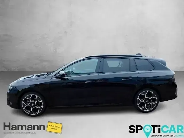 Używany Opel Astra Ultimate 131 KM (96 kW) 2025 Czarny Kombi