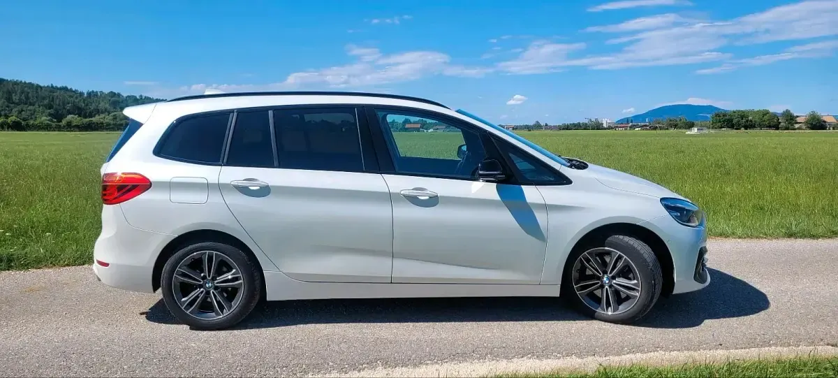 Gebraucht BMW 218 Sport Line 150 PS (110 kW) 2019 Weiß Kombi