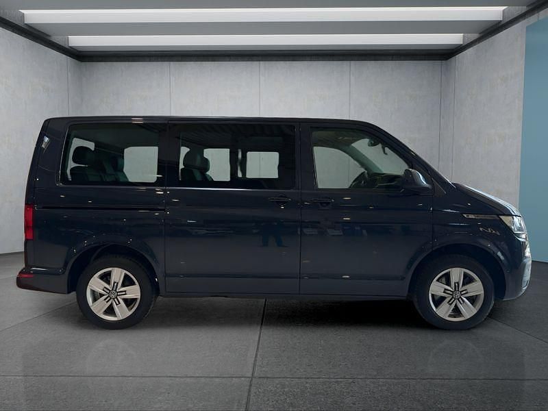 Second-hand VW Multivan 204 CP (150 kW) 2021 Albastru Monovolum