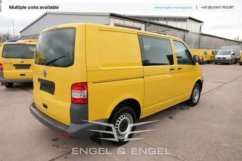 Gebraucht VW T5 84 PS (61 kW) 2012 Ginstergelb r1032 Van
