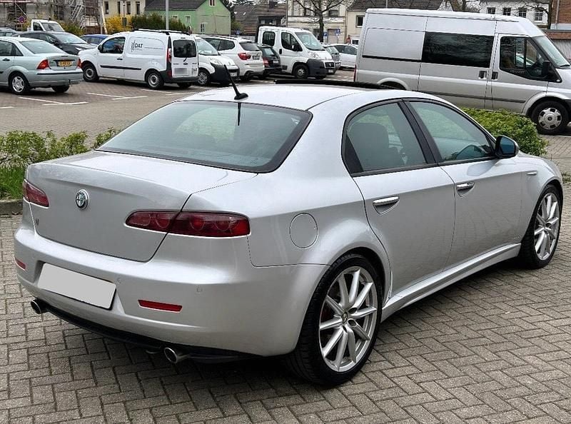 Gebraucht Alfa Romeo 159 Ti 209 PS (153 kW) 2009 Grau Limousine