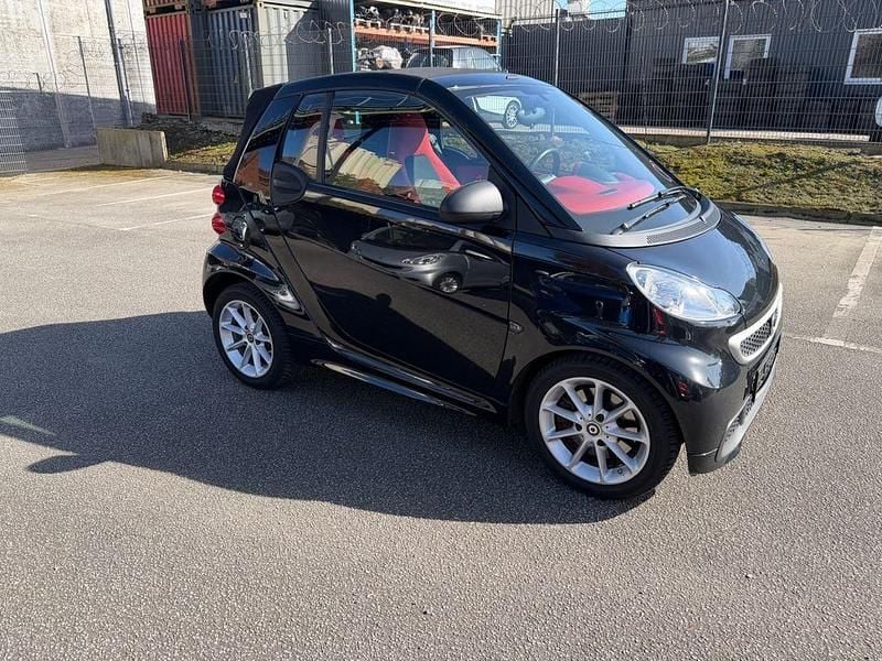 Gebraucht Smart ForTwo Cabrio 71 PS (52 kW) 2014 Schwarz Cabrio