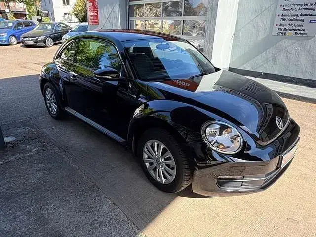 Usata VW Beetle 105 CV (77 kW) 2016 Nero Utilitaria