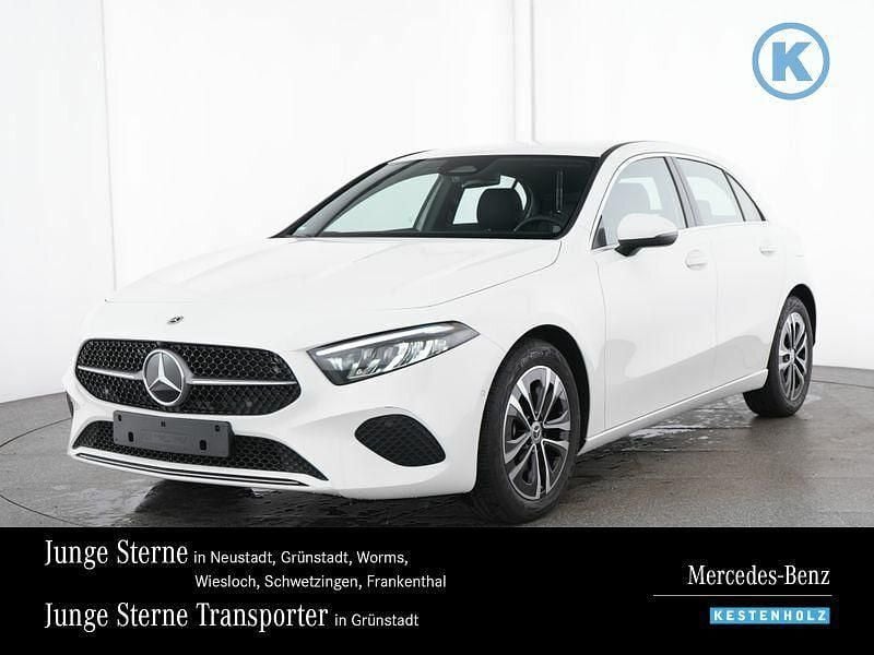 Unilack polarweiß Gebraucht 2024 Mercedes A180 Progressive Limousine | 30.990 € (Fairer Preis) - Bild 1/4