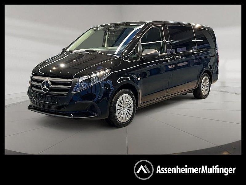 Obsidianschwarz metallic Gebraucht 2024 Mercedes Vito Kombi | 47.970 € - Bild 1/4