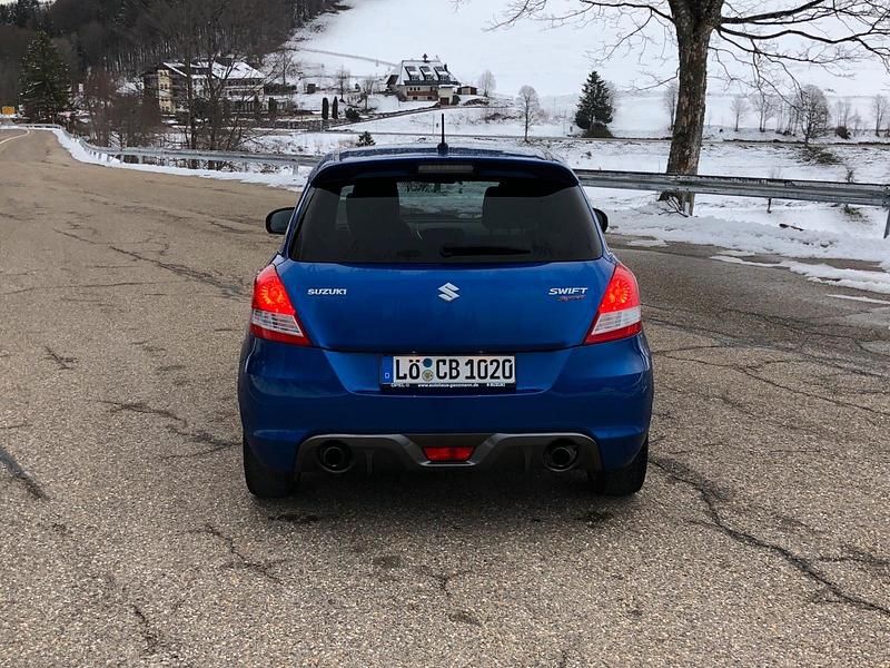 Gebraucht Suzuki Swift Sport 136 PS (100 kW) 2017 Blau Kleinwagen